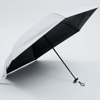 THREE Umbrella - beige (value at HK$320)