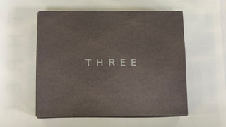 THREE Face Towel Grey
